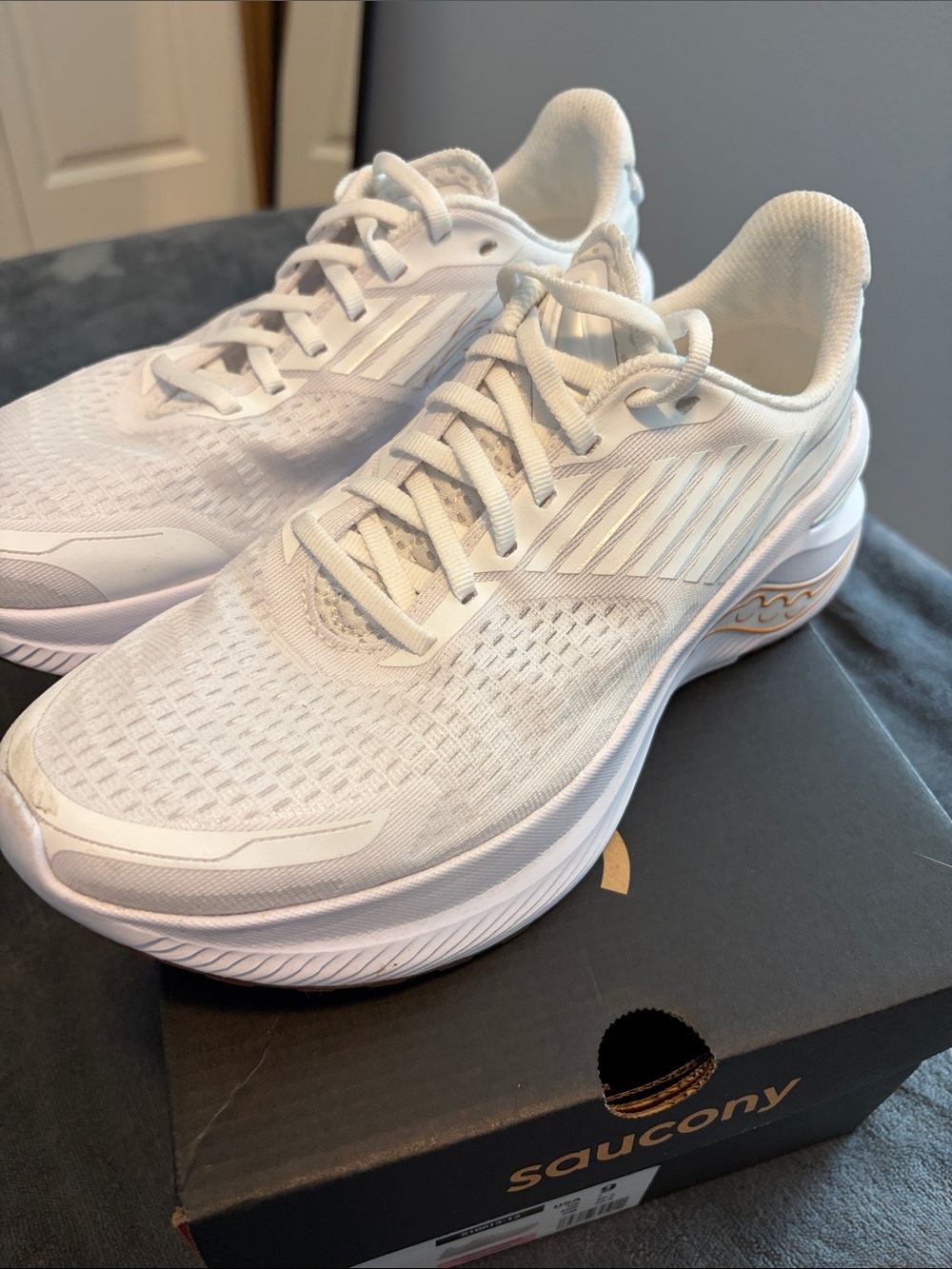 Saucony Women's Endorphin Shift 3 White Shoes with Subtle Gold Accent